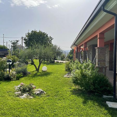 Azienda Agricola Ponterotto Mirabella Eclano Eksteriør billede