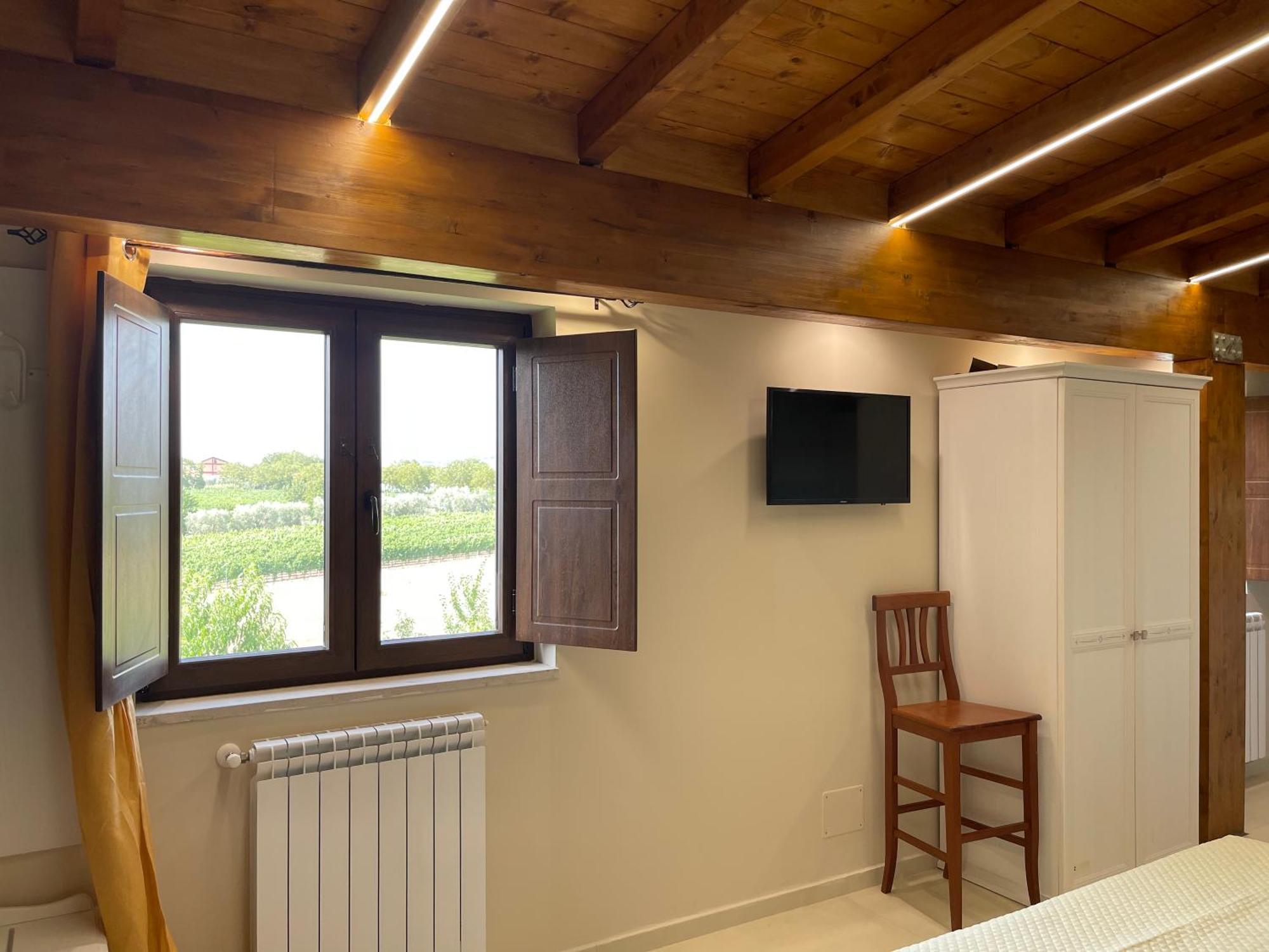Azienda Agricola Ponterotto Mirabella Eclano Eksteriør billede
